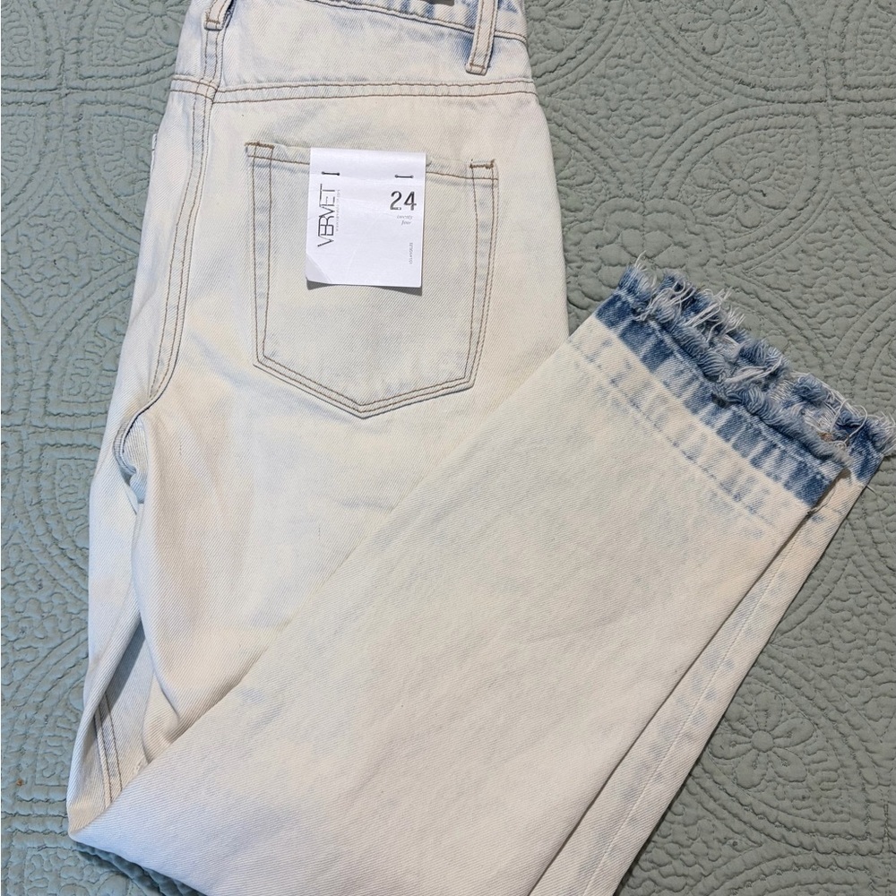 Vervet Los Angeles High Rise Distressed Jeans Size 24 NWT - Picture 3 of 11